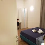 Romeo's Eye Πανσιόν 3*