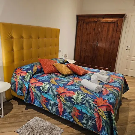 ゲストハウス Romeo's Eye 3*