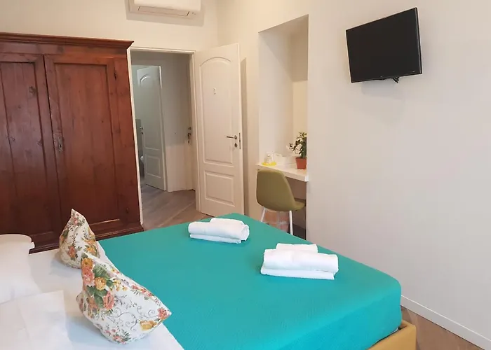 Гостевой дом Romeo's Eye 3*