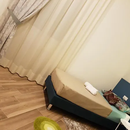 Romeo's Eye בית הארחה
