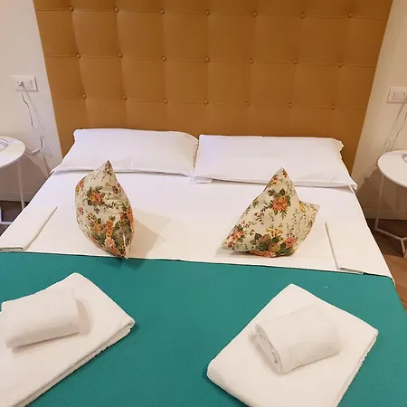 Romeo's Eye Guest house *